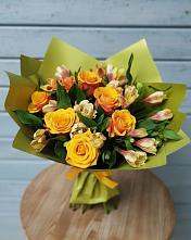Букет цветов из:  Альстромерии и Розы в Ковернино