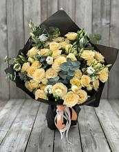 Букет цветов из:  Розы и Лизиантусы в Ковернино