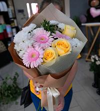 Букет цветов из:  Герберы, Розы и Хризантемы в Ковернино