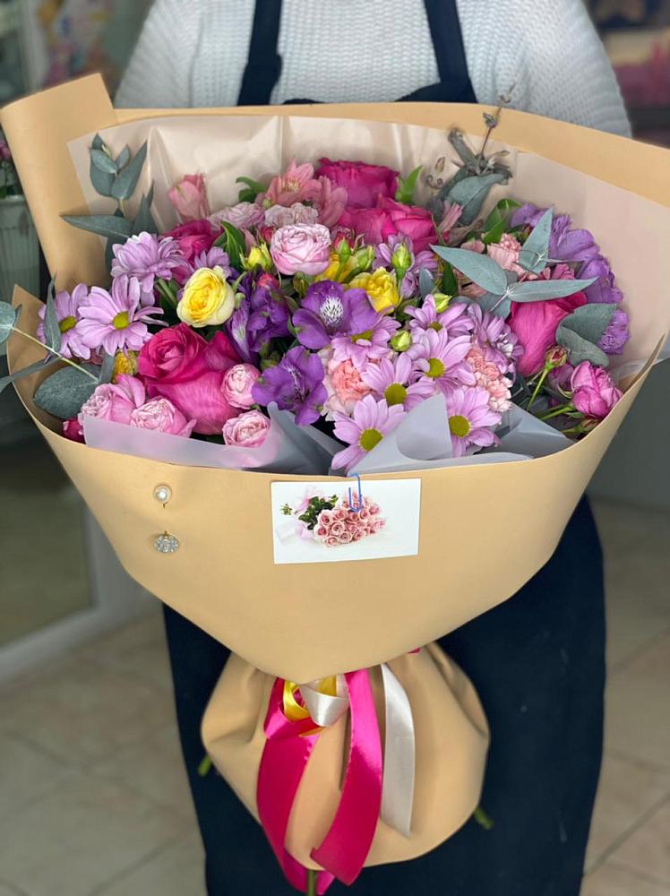 Букет цветов из: Хризантемы, Гвоздики и Альстромерии в Ковернино