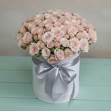 Цветочная композиция из Розы в шляпной коробке в Ковернино