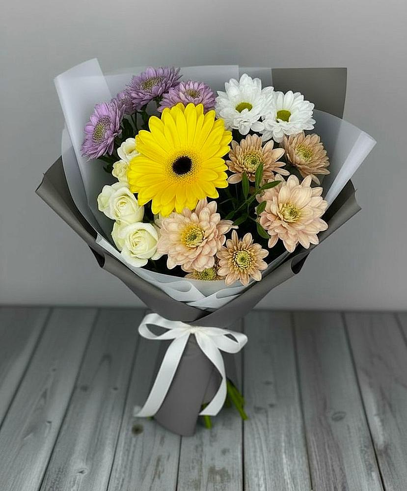 Букет цветов из: Розы, Герберы и Хризантемы в Ковернино