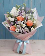 Букет цветов из:  Лизиантусы, Розы, Альстромерии и Гипсофила #REPLACE_PRED# Ковернино