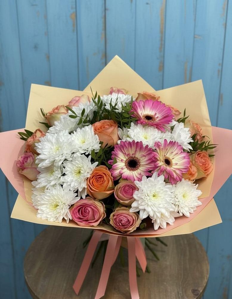 Букет цветов из: Розы, Герберы и Хризантемы в Ковернино