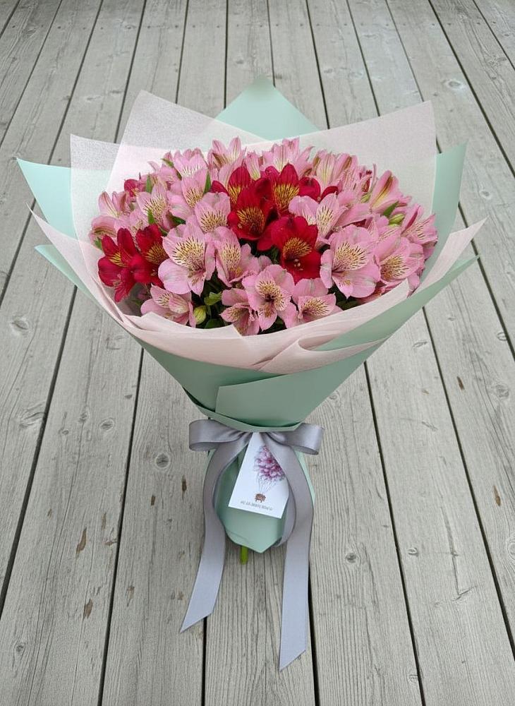 Букет цветов из: Альстромерии в Ковернино