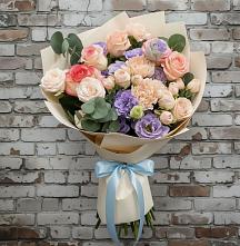 Букет цветов из:  Розы, Лизиантусы и Гвоздики в Ковернино