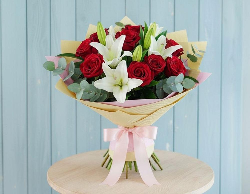 Букет цветов из: Лилии и Розы в Ковернино